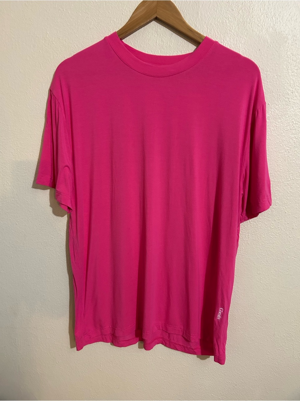 Comfrt Men's Crew Neck T-Shirt Pink Size Large